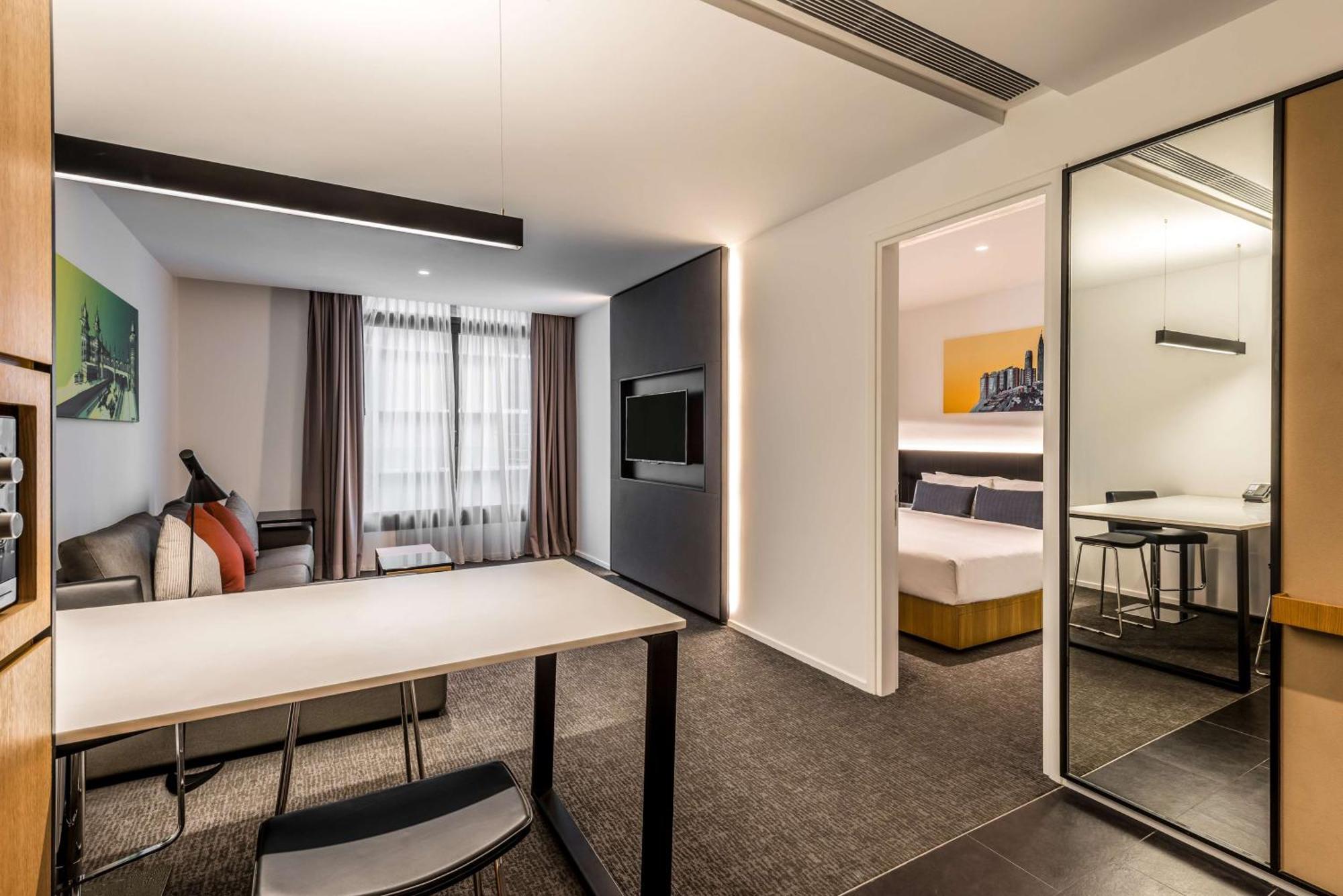 One-Bedroom King Suite with Sofa Bed,1453674763:JPEG